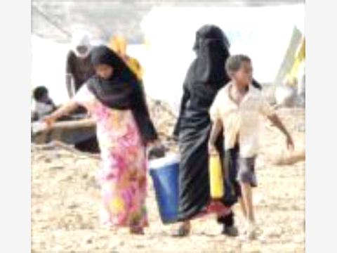 اللجنة الأمنية العليا في اليمن تسمي مخيمات محددة لتسليم المساعدات للنازحين