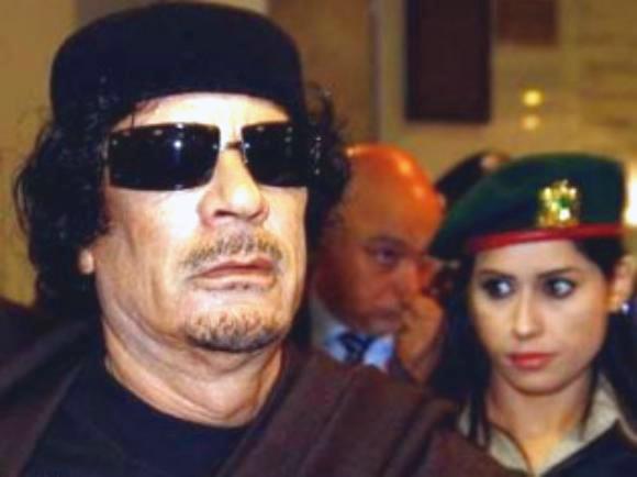 مسؤولية القذافي عن حظر بناء المآذن في سويسرا