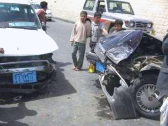 مصرع سبعة مواطنين في حوادث مرورية امس
