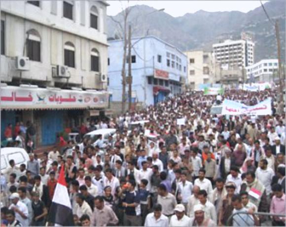 الخلاف السياسي في اليمن يحتدم