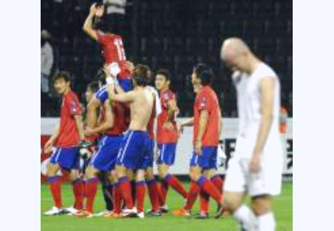 كأس اسيا 2011: كوريا الجنوبية تحتل المركز الثالث وتتأهل  إلى النسخة المقبلة