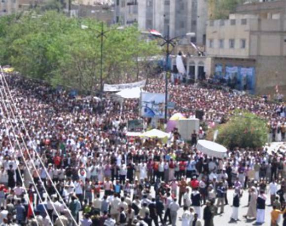 القات يضرب مظاهرات اليمن في مقتل
