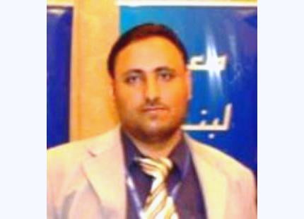 الكاتب الملاحي يستنكر انتحال اسمه من قبل مواقع تابعة للمؤتمر