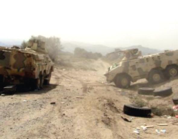 الجيش يستعيد السيطرة على مدينة شقرة آخر معاقل القاعدة في أبين