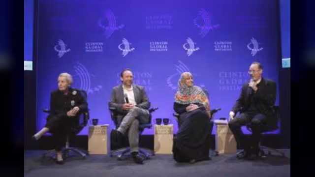 منتدى كلينتون يستضيف توكل كرمان في حلقة نقاشية أدارتها مادلين أولبرايت (فيديو)