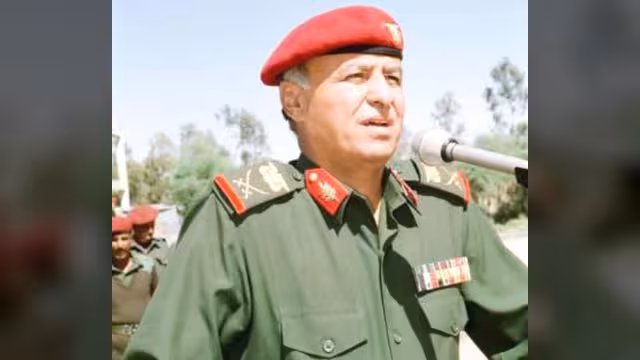 مكتب رئاسة الجمهورية يؤكد إلغاء الحرس الجمهوري والفرقة الأولى وينفي تعيين نجل هادي