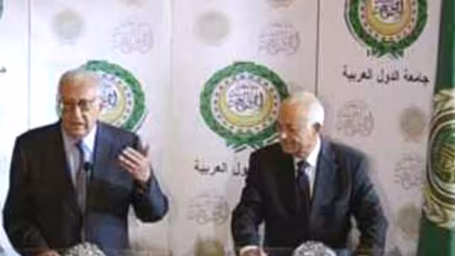 نبيل العربي والابراهيمي يبحثان تطور الاوضاع  في سوريا