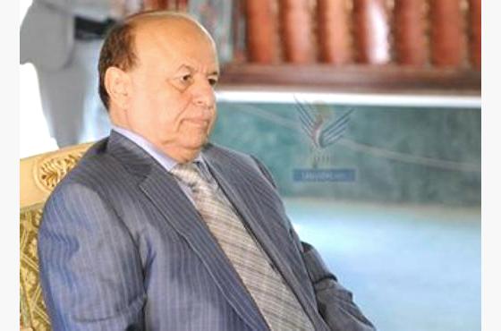الرئيس يستقبل عددا من الشخصيات الاجتماعية والقيادات الحزبية بمحافظة حجة