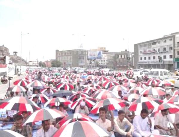 صلاح باتيس: الثورة الشبابية أسقطت طاغية وألغت العصبية المناطقية والقبلية والحزبية (فيديو)