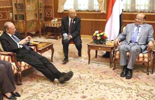 الرئيس يبحث مع السفير الأمريكي تحذيرات بلاده وفيرستاين يعد بفتح السفارة خلال أيام