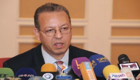 جمال بنعمر يصل صنعاء للاستماع للتقارير النهائية لفرق مؤتمر الحوار