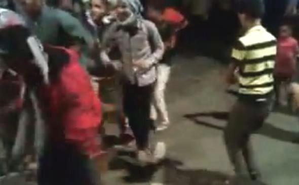 حفل زفاف ينتهي بمقتل 3 أشخاص برصاص مسلح مع رقصة (جانجام ستايل)