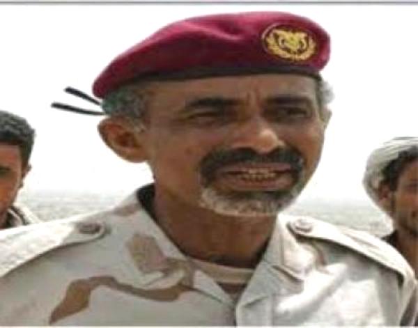 قائد المنطقة الرابعة ينفي وجود خلافات مع وزير الدفاع
