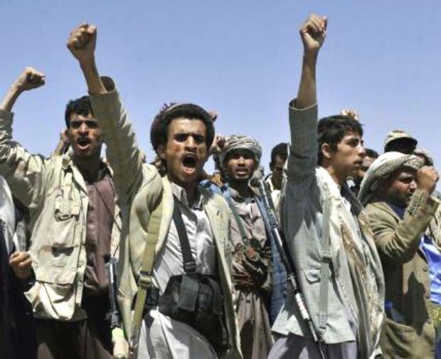 مبادرة تهدئة مع الحوثيين وتظاهرات تؤيد الاصطفاف