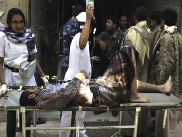 قذيفة تستهدف مستشفى بصنعاء وسقوط مدنيين