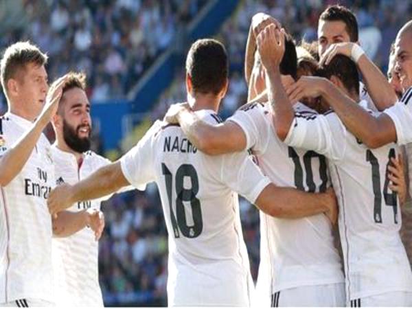 بالفيديو.. ريال مدريد يسحق ليفانتي بخماسية ورونالدو يدخل التاريخ