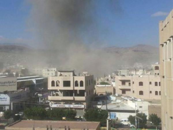 قتيل و17 مصاباً بتفجير السيارة المفخخة في صنعاء