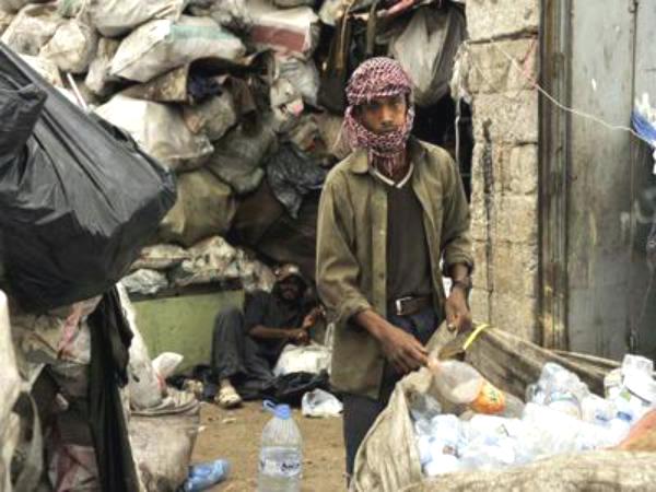 مهنة واحدة للمهمشين في اليمن