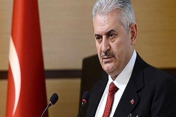 رئيس وزراء تركيا يتهم “الكيان الموازي” بالوقوف وراء الانقلاب