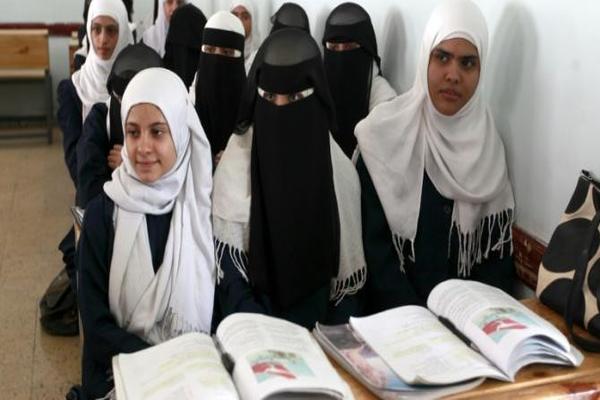 الحرب تدفع اليمنيات خارج التعليم