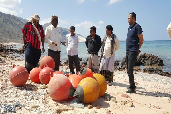 تدشين مشروع تركيب عوامات رسو لحماية الشعاب المرجانية بسقطرى