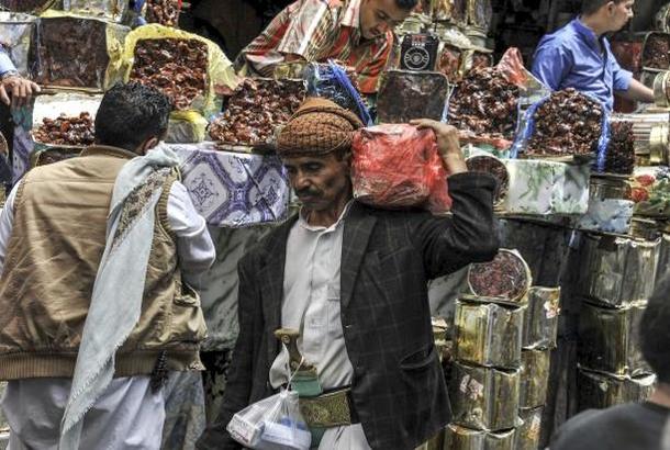 اليمن يطلب استئناف إجراءات الانضمام إلى منظمة التجارة العالمية