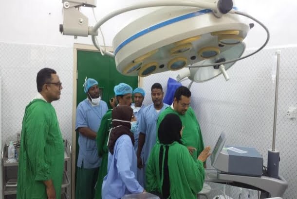 تدشين أنشطة المخيم الجراحي الطبي الأول بمستشفى تريم العام بحضرموت