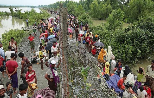 ميانمار تزرع الألغام على حدودها مع بنغلادش