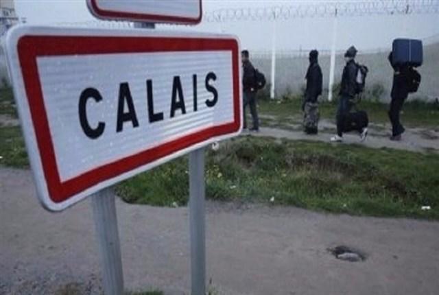 فرنسا: إصابة 5 مهاجرين في تبادل لإطلاق النار في كاليه