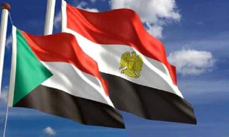 السودان يستدعي سفيره في مصر.. والأخيرة تقيم الموقف