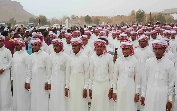 دمون حضرموت تختتم مهرجان الحياة السابع لزفاف 136 عريساً وعروس
