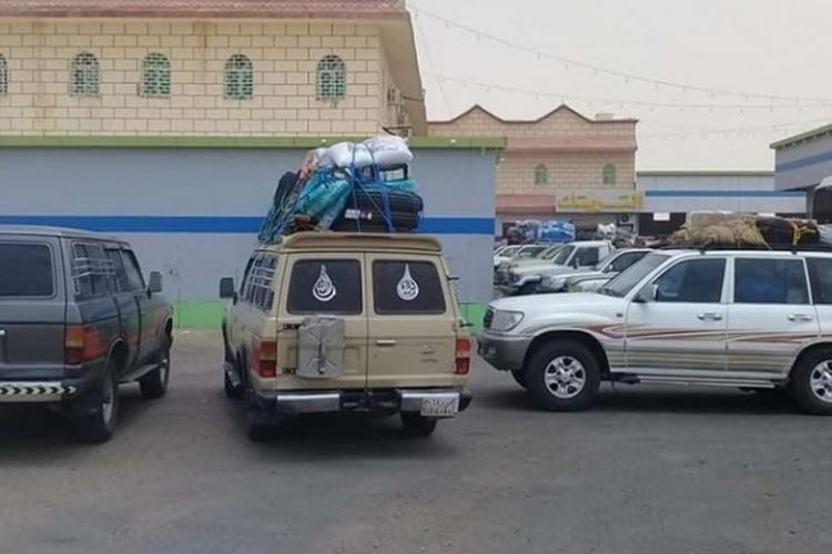السلطات السعودية تمنع مغادرة اليمنيين بسيارات الدفع الرباعي