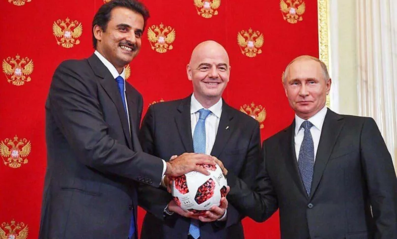 أمير قطر يتسلم راية تنظيم بطولة كأس العالم مونديال 2022