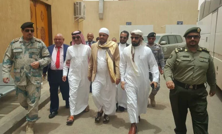 في إطار ترتيبات حجاج اليمن.. وزير الأوقاف يزور الوديعة