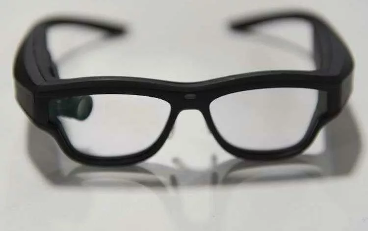 علماء يبتكرون نظارات ذكية لقياس ضغط الدم طوال اليوم