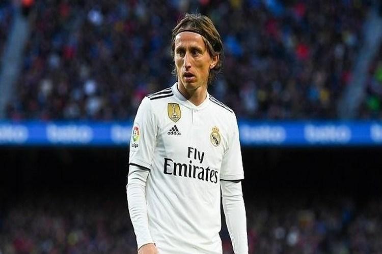 مودريتش يشن هجوماً شرساً على مدرب أتلتيكو مدريد سيميوني