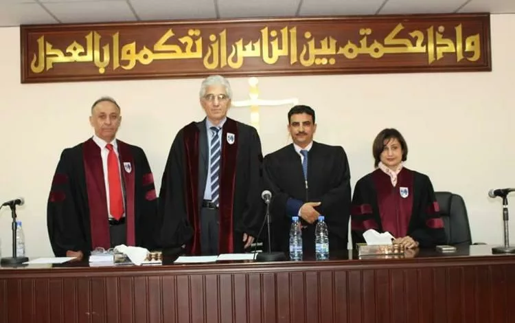 الماجستير بامتياز في العلوم السياسية للباحث أمين محسن الهمداني