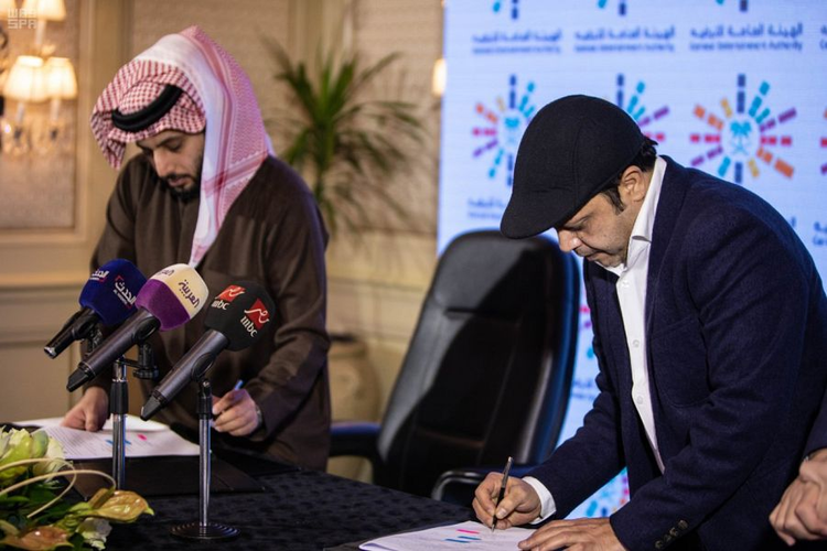 السعودية توقع مذكرات لاستقطاب مسرحيات وعروض سينمائية وغنائية مصرية