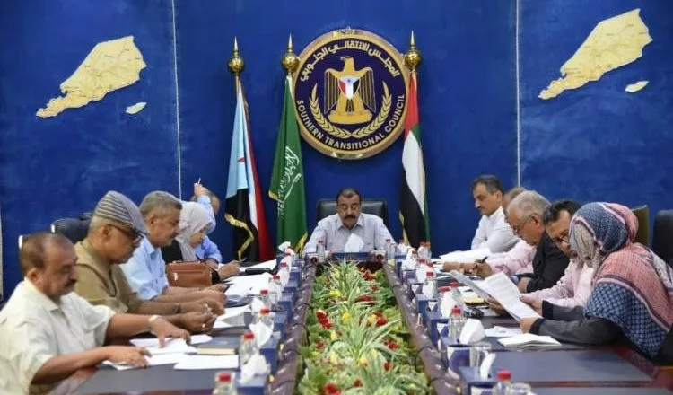 المجلس الانتقالي يرحب بالبيان السعودي الإماراتي ويجتمع برئاسة بن بريك