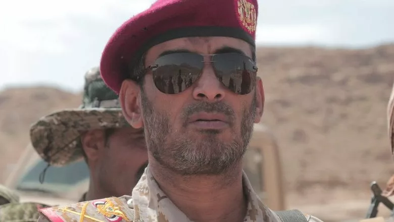 الفريق صغير بن عزيز رئيس الأركان العامة في اليمن
