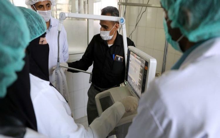 أطباء في اليمن كورونا