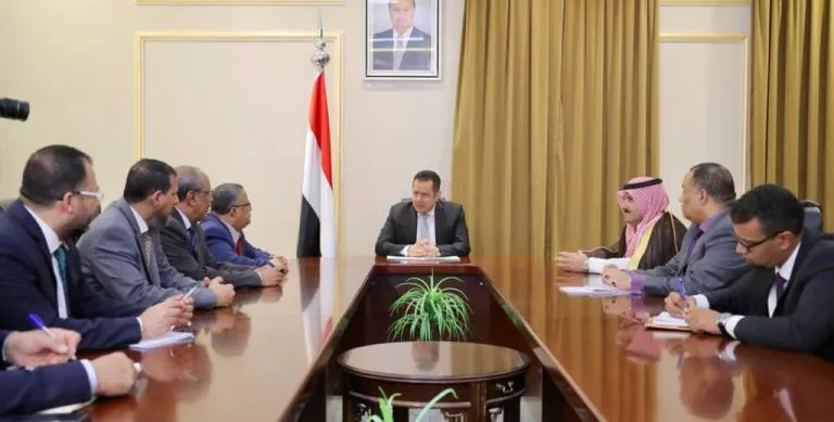 رئيس الوزراء معين عبدالملك في لقاء وفد الانتقالي للتشاور حول تشكيل الحكومة