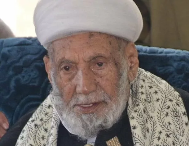 العالم والفقيه القاضي محمد بن اسماعيل العمراني مفتي الجمهورية الراحل
