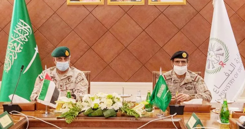 اجتماع عسكري يضم قادة في القوات السعودية والإماراتية لمناقشة عمليات التحالف في اليمن