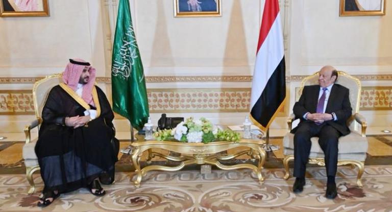الرئيس هادي يستقبل الأمير خالد بن سلمان