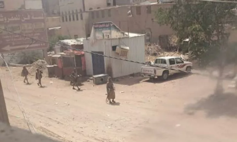 مسلحو ميليشيات الحوثيين يتقدمون في حريب مأرب