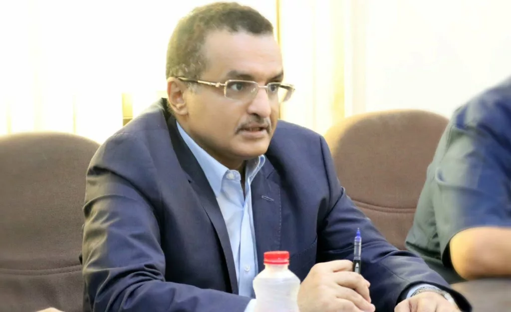 رئيس الوحدة التنفيذية لإدارة مخيمات النازحين في اليمن نجيب السعدي