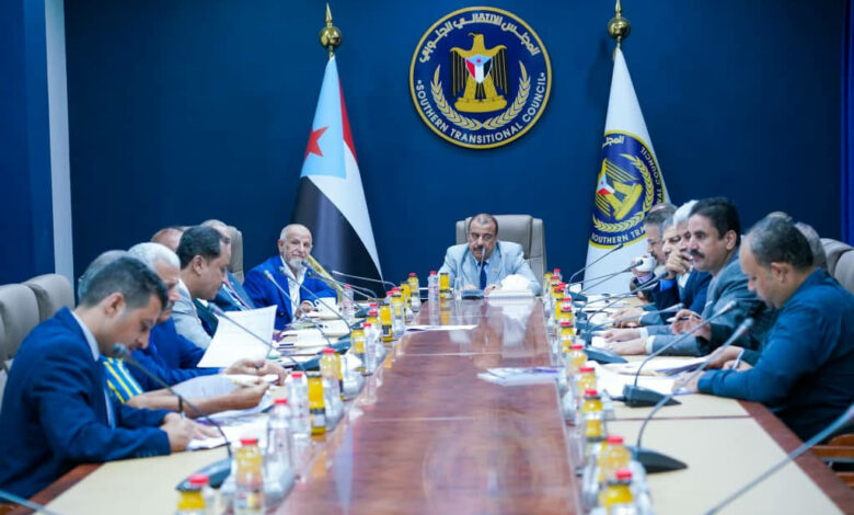 هيئة رئاسة المجلس الانتقالي الجنوبي في عدن برئاسة أحمد بن بريك