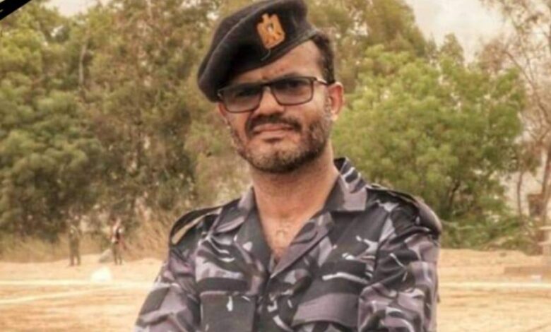 القائد في قوات الحزام الأمني عبداللطيف السيد يقضي بتفجير إرهابي لعبوة ناسفة