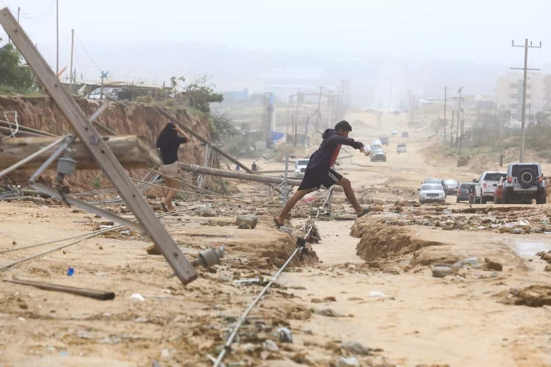 سقطرى: الكشف عن حصيلة خسائر وأضرار مادية ثقيلة جراء إعصار تيج